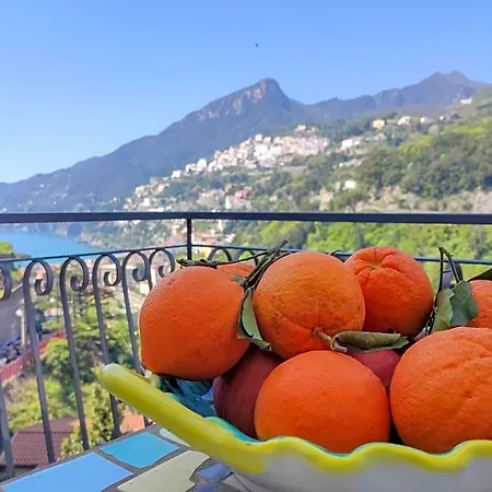 Casa Mena 3*