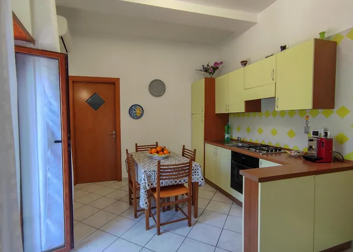 Casa Mena